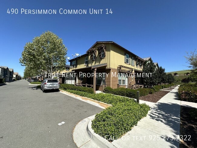 Building Photo - Gorgeous 3 Bed, 2.5 Bath Home in Desirable...
