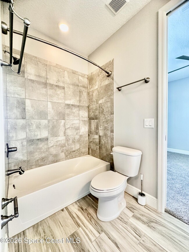 Building Photo - 2523 Rodina Dr