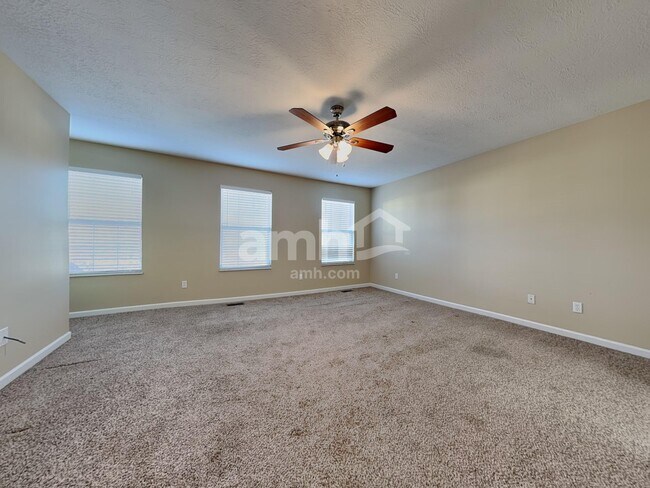 Building Photo - 7801 Beechtree Ln