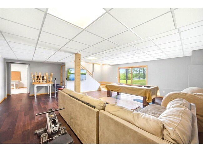 Building Photo - 17079 Paw Print Dr