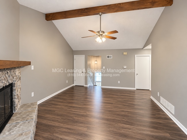 Building Photo - 713-715 SW 37th Street Ter
