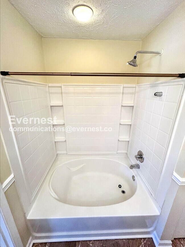 Building Photo - 3032 Denny Brooke Ln