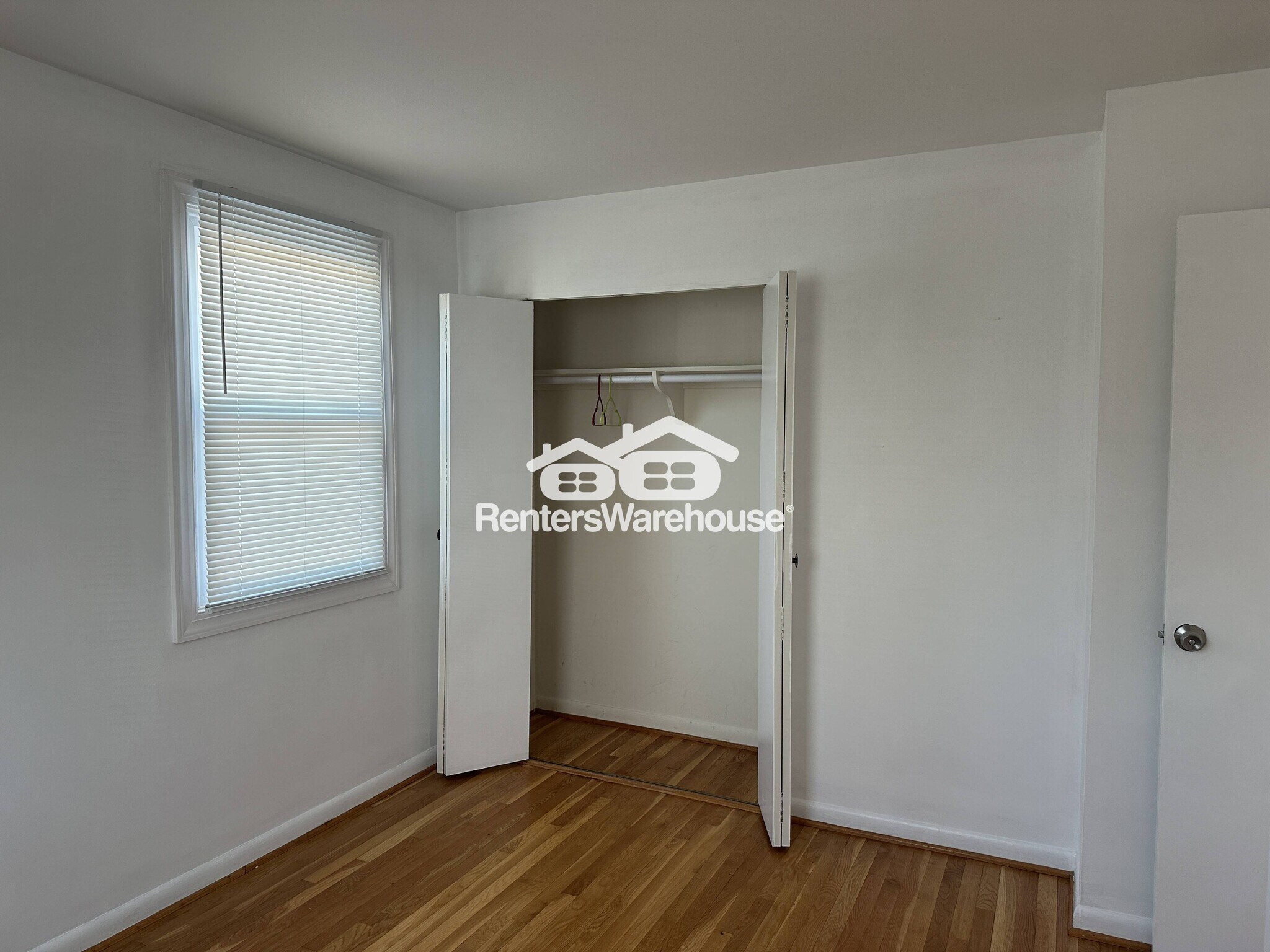 Building Photo - 1603 Charmuth Rd