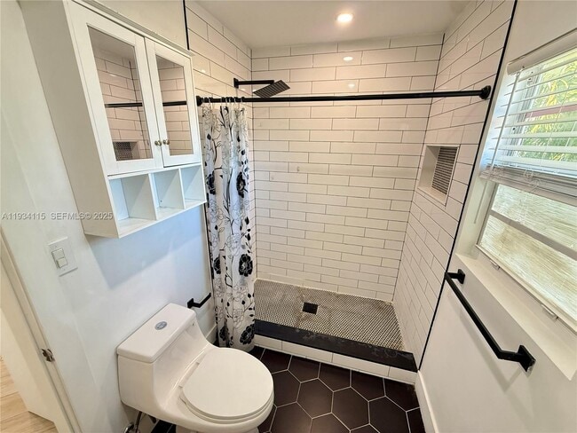 Building Photo - 1029 NW 28th St