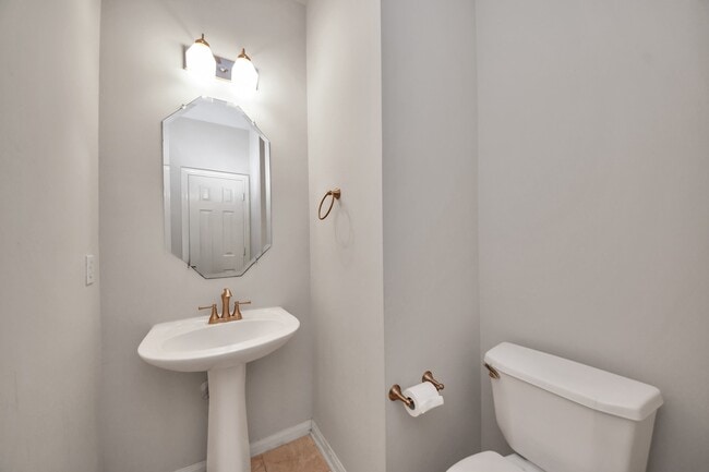 Building Photo - 610 Ashley Cove Ct