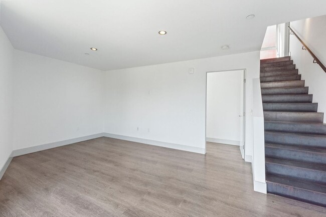 Interior Photo - Eitol Towers