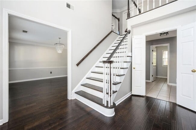 Building Photo - 1427 Fenwick Dr