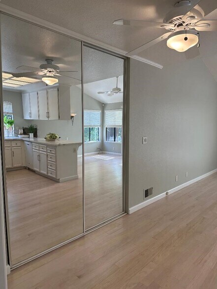 Building Photo - 4331 Montmorency Ct