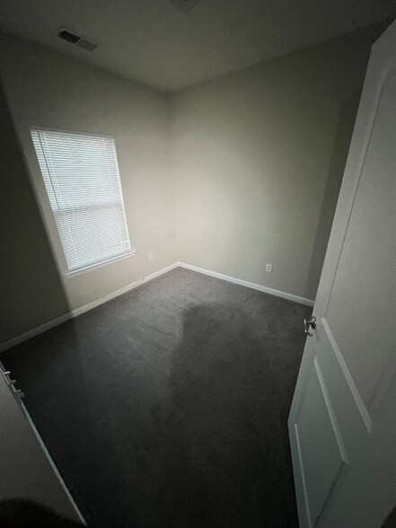 Building Photo - 610 Consolvo Pl