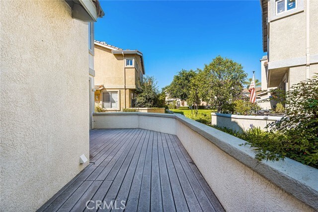 Building Photo - 437 N Castletown