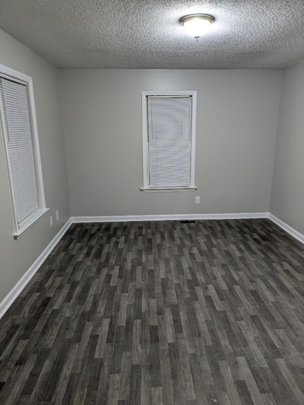 Building Photo - 2709 Ralph Johns St