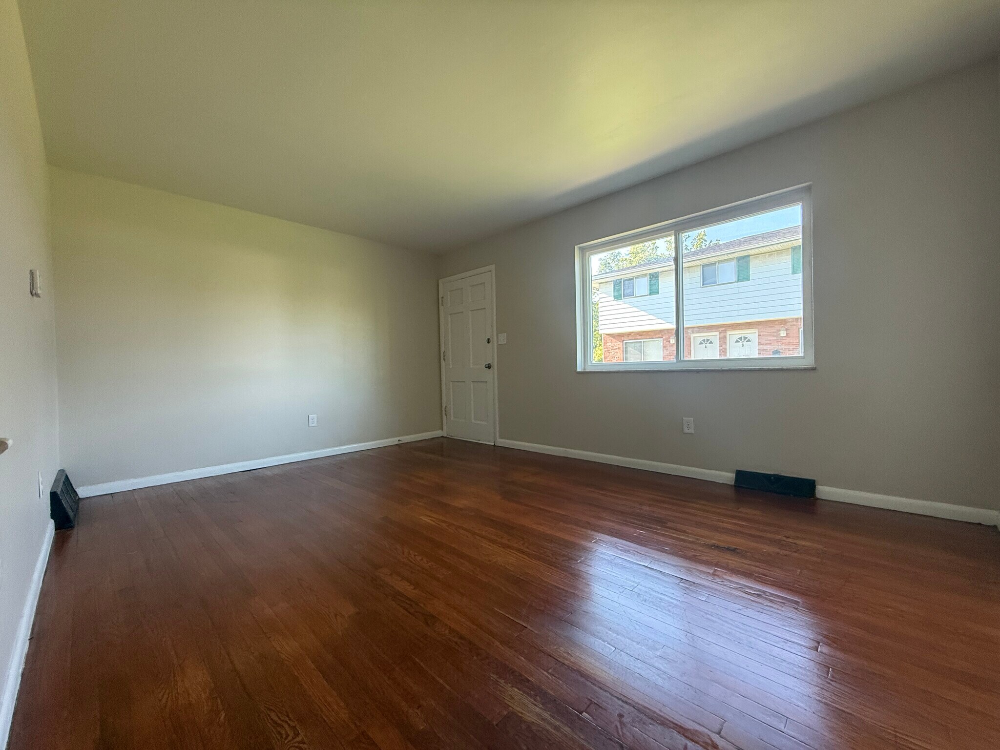 Building Photo - 4645 Sandy Lane Rd