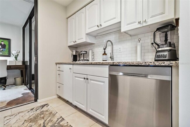 Building Photo - 3067 Willow Green Dr