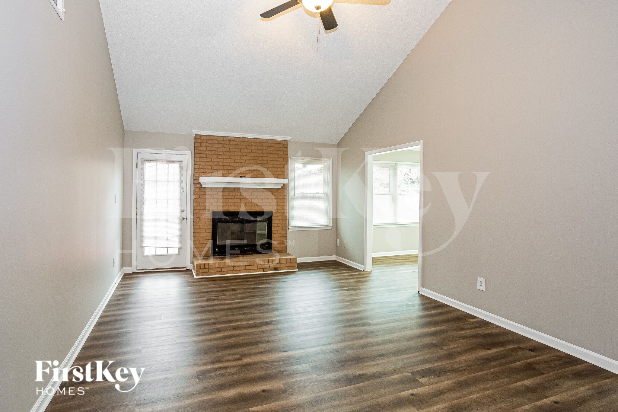 Building Photo - 8409 Sills Ct