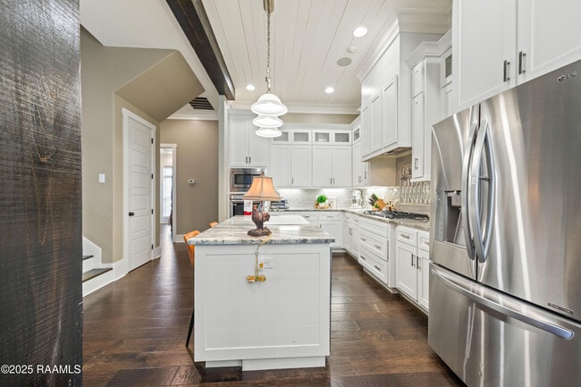 Building Photo - 311 Oats Dr