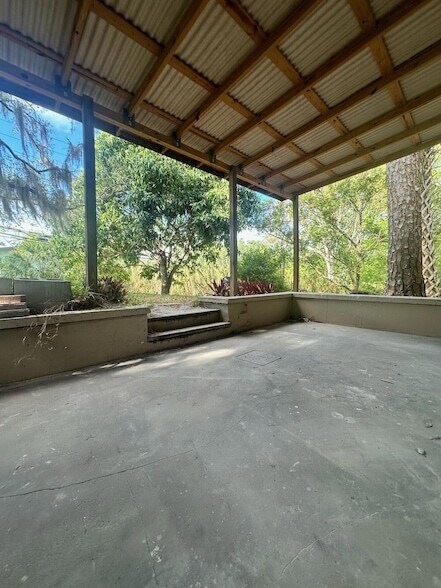 Building Photo - 472 Magnolia Ave