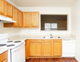 Interior Photo - Crescent Pointe Townhomes