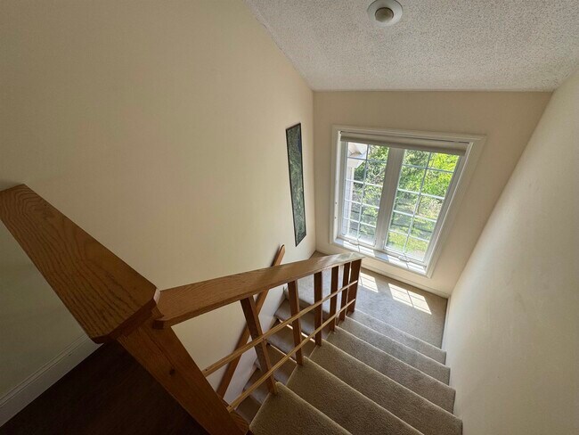 Building Photo - 524 Equinox on The Battenkill