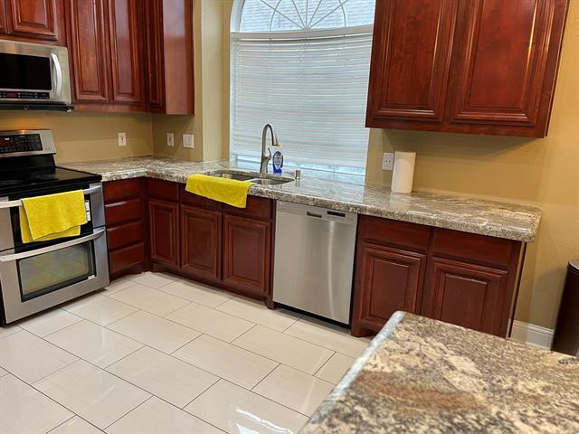 Building Photo - 3909 Catalina St