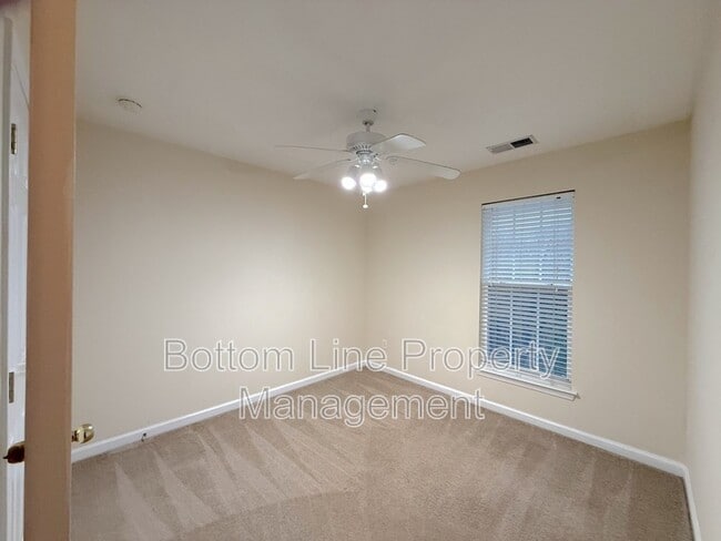 Building Photo - 13031 Bullock Greenway Blvd