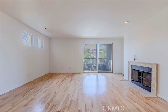 Building Photo - 4568 1st St