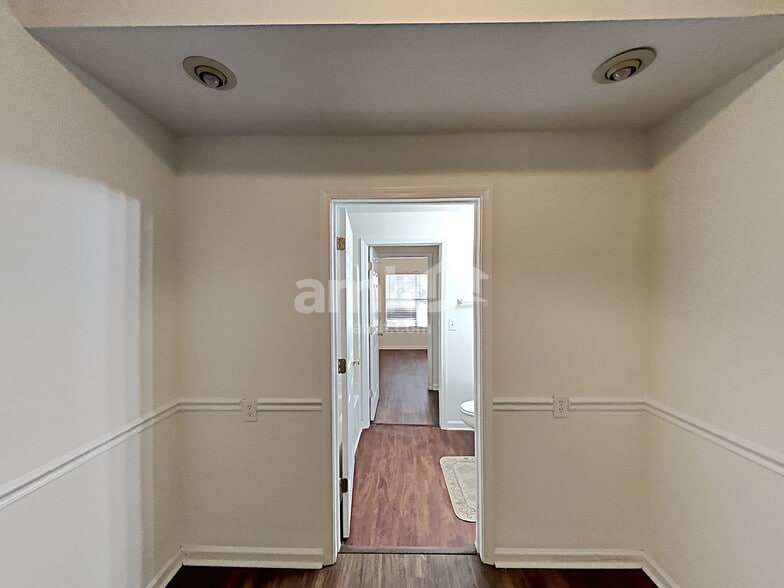 Building Photo - 7142 Big Woods Dr