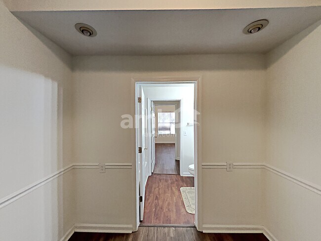 Building Photo - 7142 Big Woods Dr