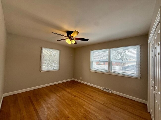 Building Photo - 746 N Glenwood Pl