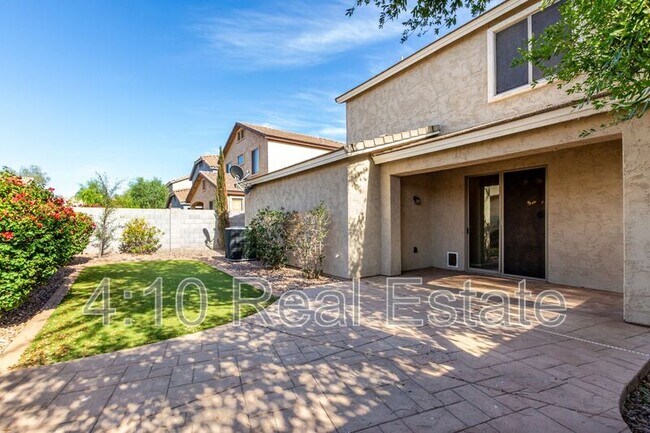 Building Photo - 3632 E Sebastian Ln