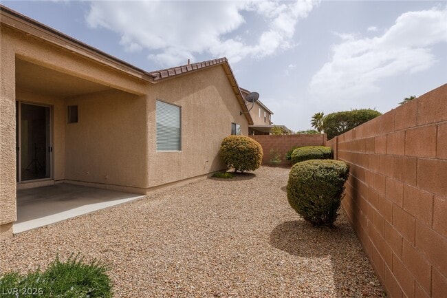 Building Photo - 787 Rise Canyon Dr