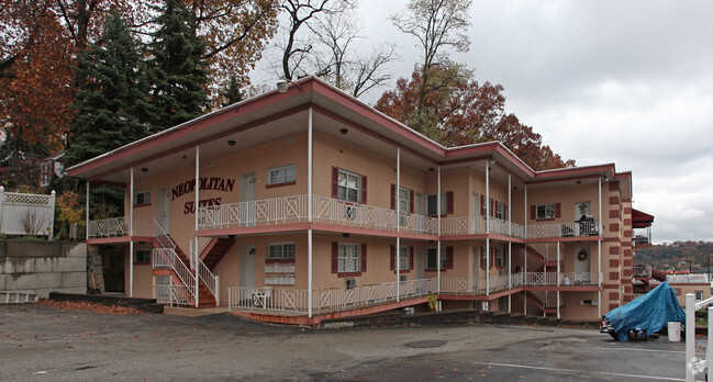 Building Photo - 117-123 Curry Hollow Rd