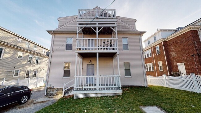 Building Photo - 55 Hazleton St