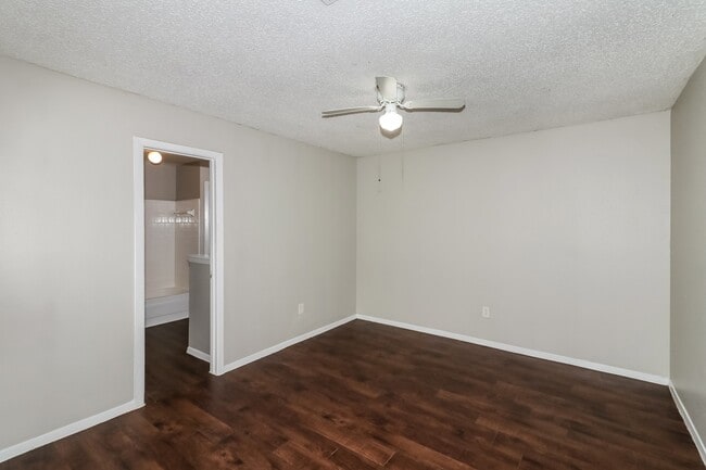 Building Photo - 7506 Tetela Dr