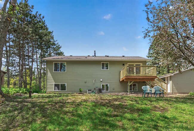 Building Photo - 6474 Totem Trail