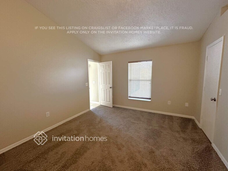 Building Photo - 2535 E Juliet Dr