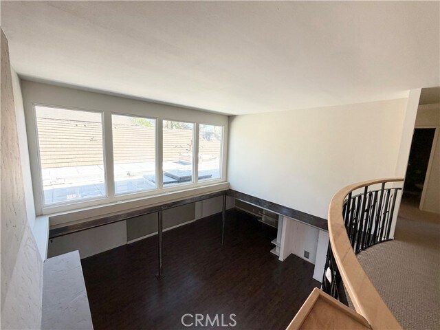 Building Photo - 4891 Tamarack Way