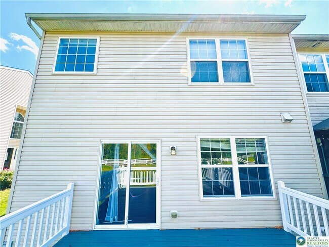 Building Photo - 6945 Hunt Dr