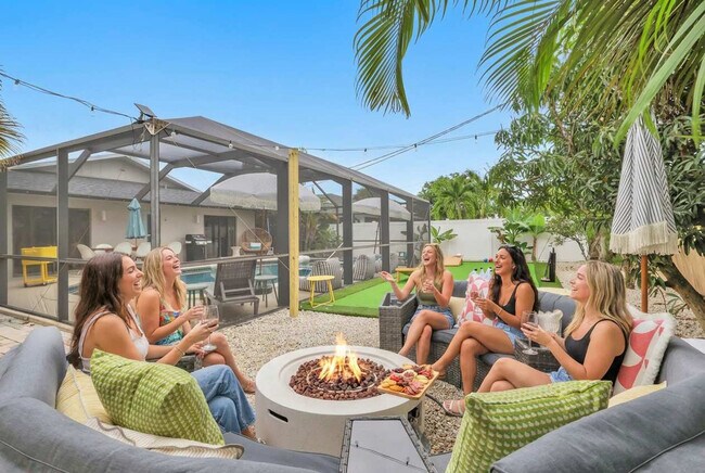 Building Photo - 758 103rd Ave N