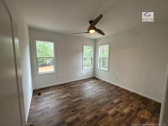 Building Photo - 273 Brewster Dr