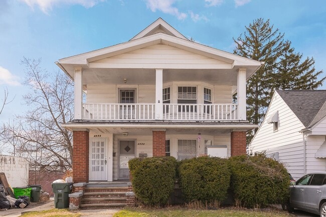 Building Photo - 4 BED, 1 BATH BEAUTIFUL SINGLE-FAMILY HOME IN CLEVELAND!