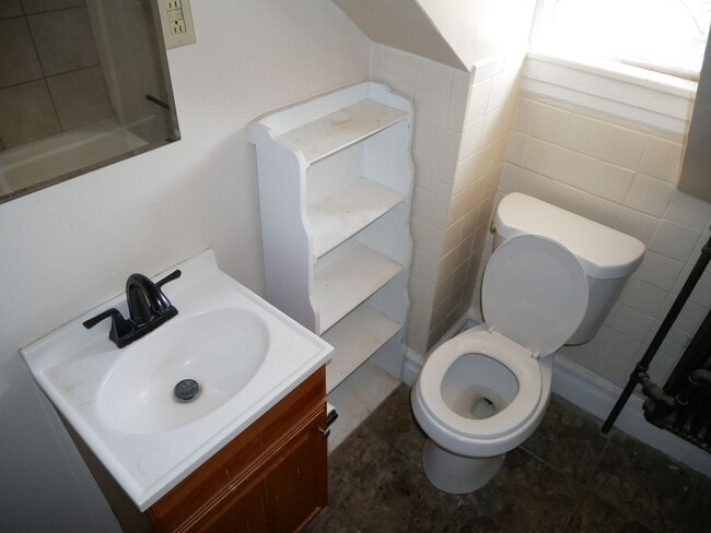 Building Photo - 2110 Walnut St