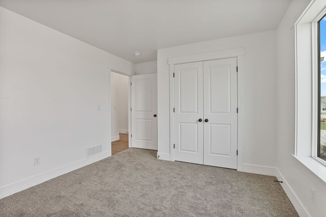 Building Photo - Brand New Idaho Falls Twin Home | Move-In ...