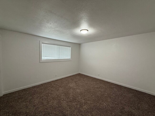 Building Photo - 4012so