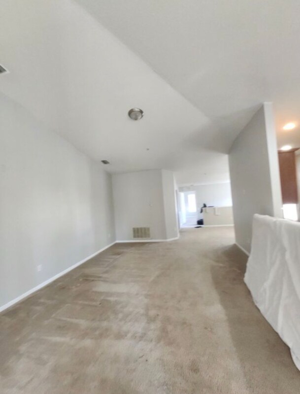 Building Photo - 2059 Kings Palace Dr