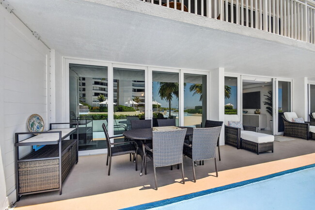 Building Photo - 3546 S Ocean Blvd