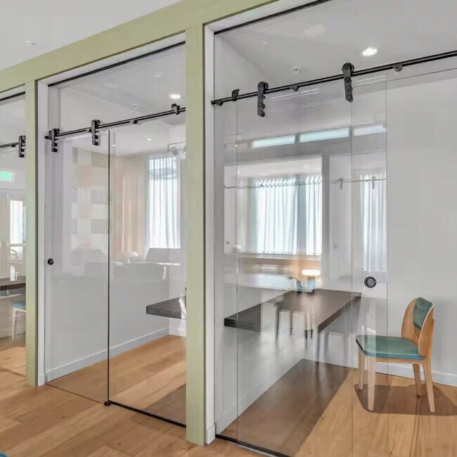 Building Photo - 11 NE 6th St