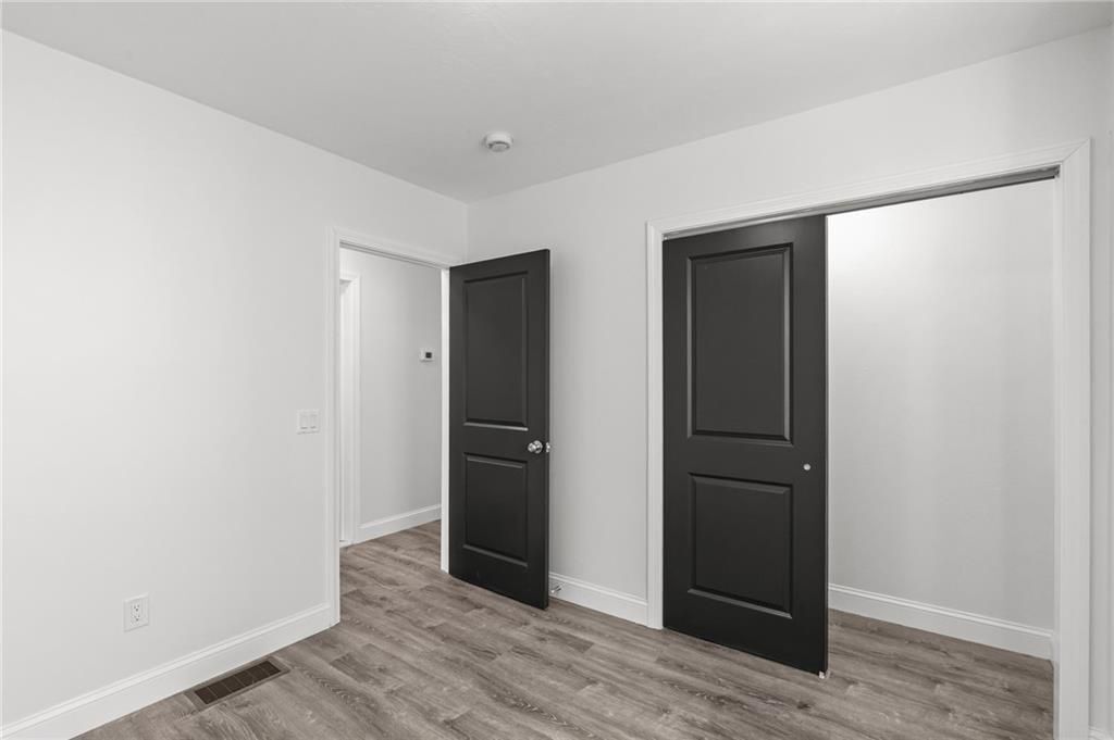 Building Photo - 29 Stansbury St