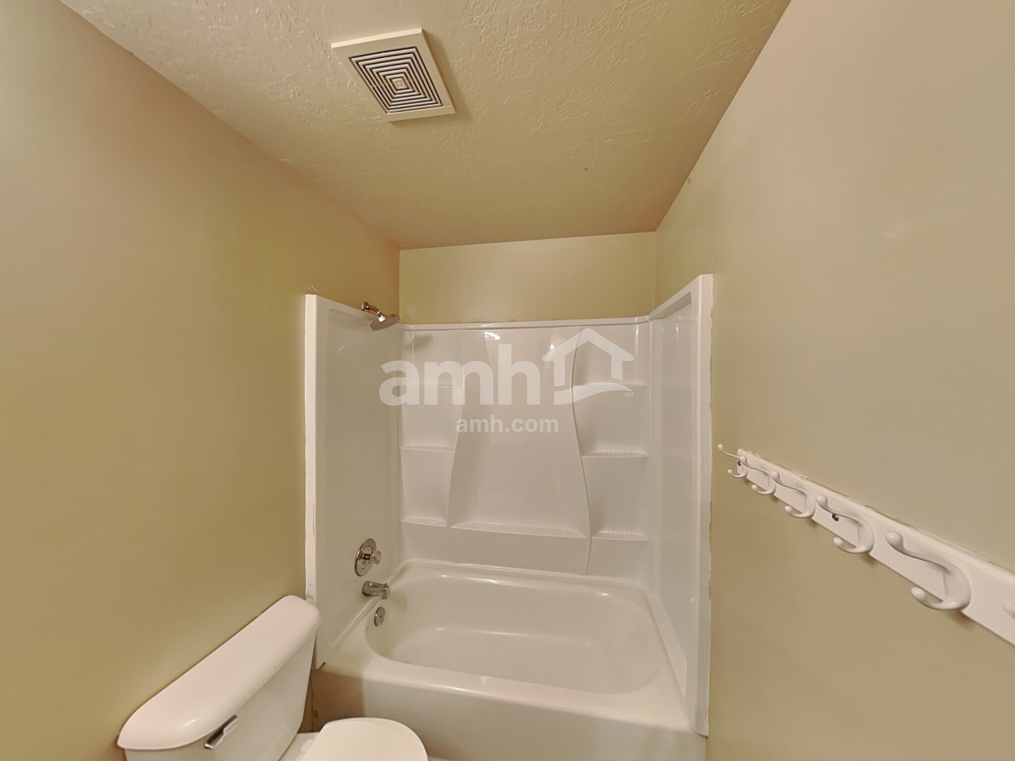 Building Photo - 10207 N Forest Creek Dr