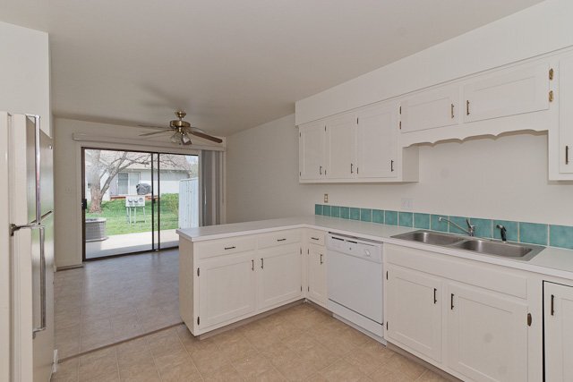 Building Photo - 1300 Kirkwood Dr