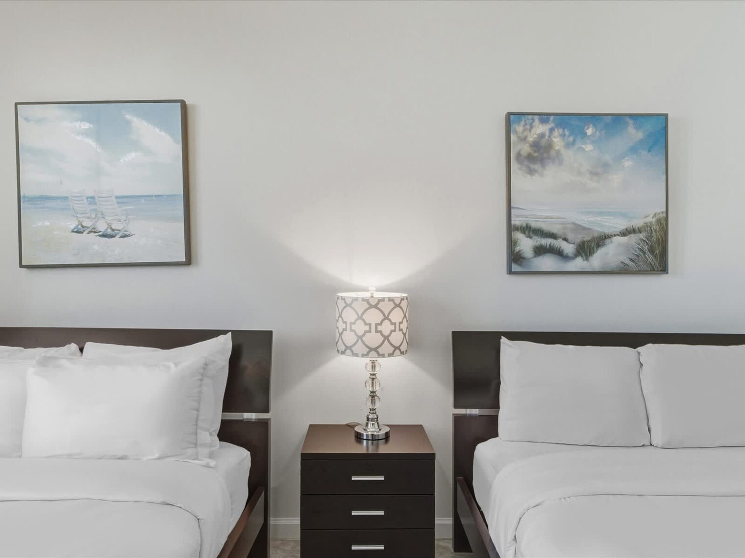 Building Photo - 3725 S Ocean Dr